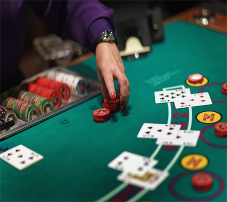 Thuật Ngữ Tăng Cược Trong Texas Hold'em Poker - Hướng Dẫn Sử Dụng Kỹ Thuật Tăng Cược Đúng Cách!